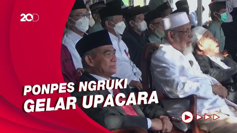 Momen Abu Bakar BaAsyir Ikut Upacara HUT ke-77 RI di Ponpes Ngruki