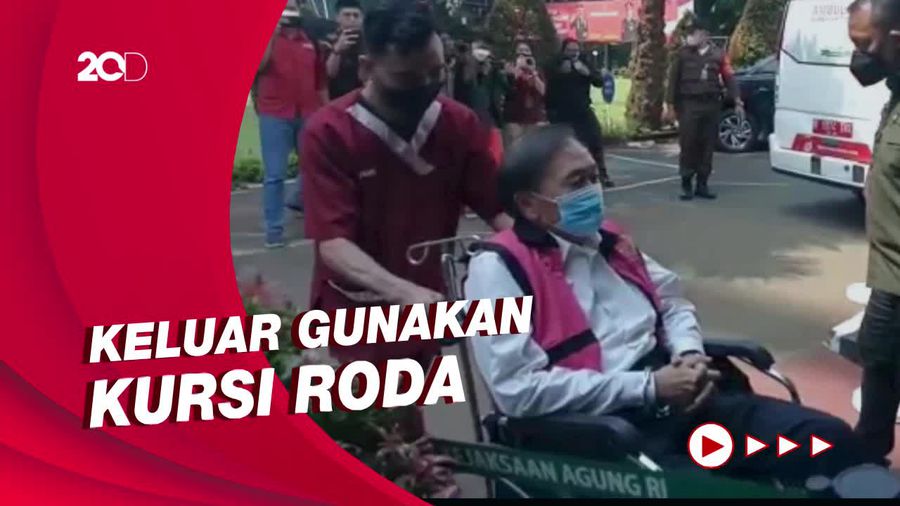 Surya Darmadi Ngeluh Sakit, Dicecar 9 Pertanyaan Sebelum Dibawa ke RS