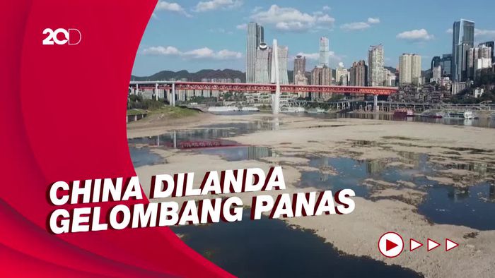 Anak Sungai Yangtze Menyusut Drastis Akibat Cuaca Ekstrem