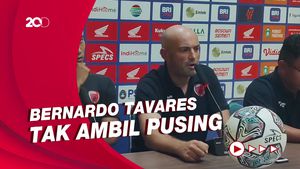 PSM Jamu Arema, Kapten Wiljan Pluim Absen