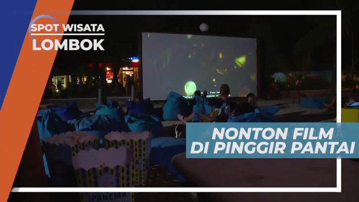 Menonton Film di Tepi Pantai, Aktivitas Malam di Dermaga Lombok