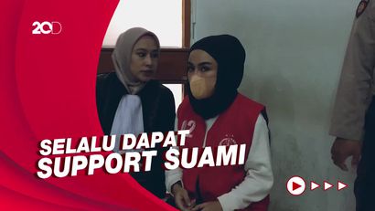 Medina Zein Menyesal dan Minta Maaf Terkait Postingannya
