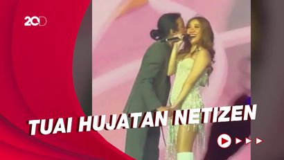 Geger Ray Prasetya Cium BCL di Panggung