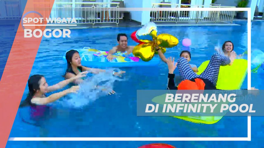 Berenang Bersama di Infinity Pool, bogor