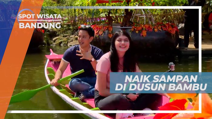 Dayung-dayung Sampan Menikmati Indahnya Suasana Danau, Bandung