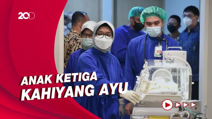 Kebahagiaan Jokowi dan Iriana Dikaruniai Cucu Kelima