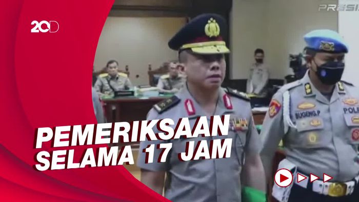 Ekspresi Ferdy Sambo Usai Dipecat dari Polri