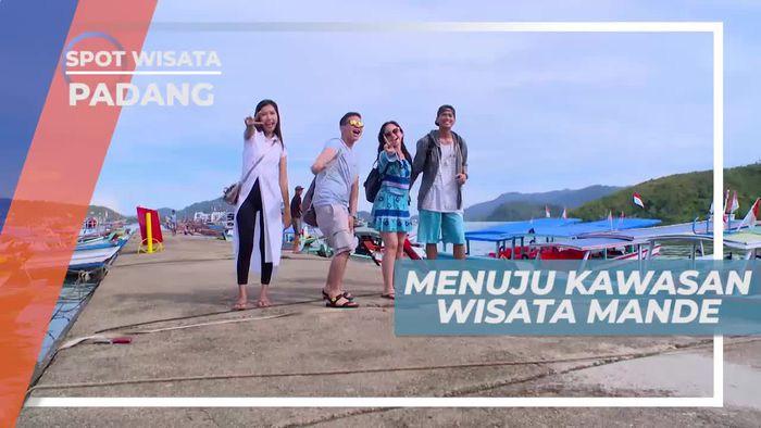 Keindahan Pulau Kecil Tak Berpenghuni Saat Perjalanan Menuju Kawasan Wisata Mandeh Sumatera Barat