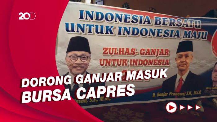 Poster Ganjar-Zulhas Terbentang di Rakernas PAN