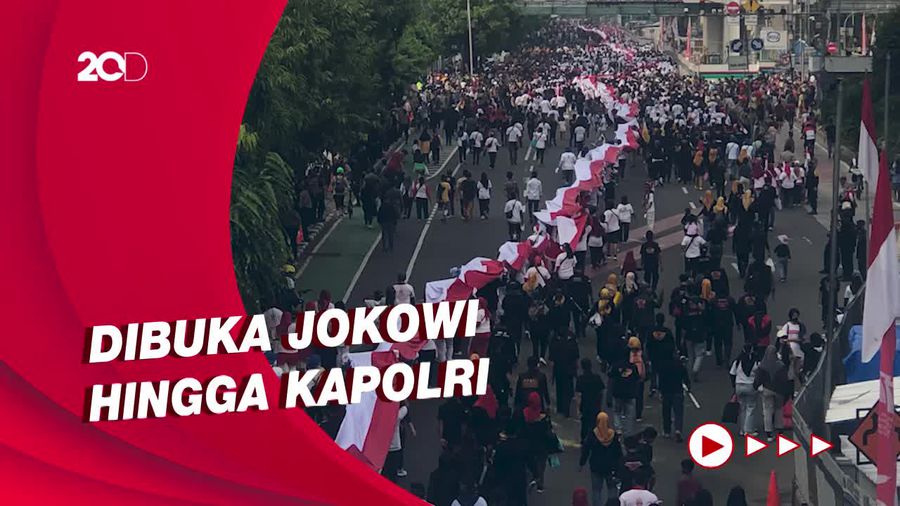 Melihat dari Udara Kirab Merah Putih di Bundaran HI