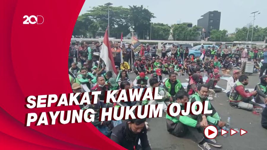 Usai Audiensi, Massa Ojol Bubarkan Diri di Depan Gedung DPR