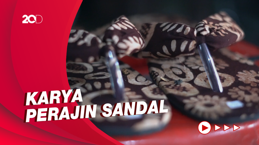Sandal Batik Solo yang Ramaikan Lapak Malioboro Yogyakarta