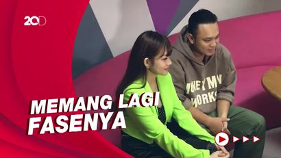 Gilang Dirga Ungkap Susah Senang Urus Bayi
