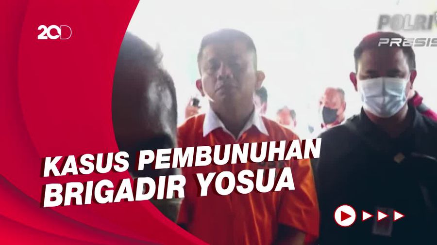 Momen Ferdy Sambo Berbaju Tahanan Jalani Rekonstruksi