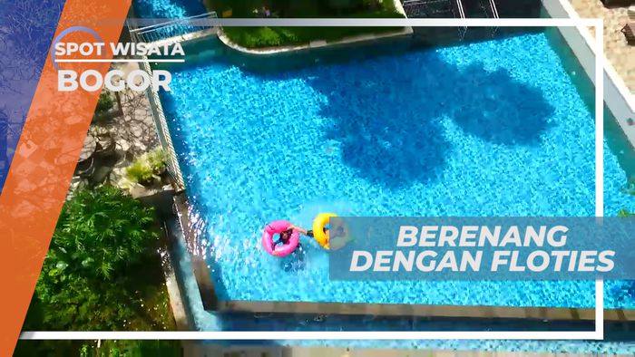 Seru-seruan Bermain Floaties di Kolam Renang Hotel, Bogor