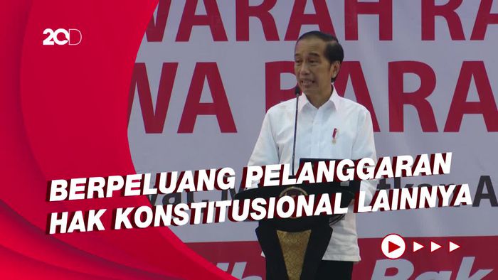 Feri Amsari Ungkap Bahaya Jika Wacana Jokowi 3 Periode Terwujud