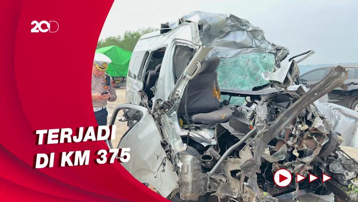 Kecelakaan Minibus Tabrak Truk di Tol Batang, 7 Orang Tewas