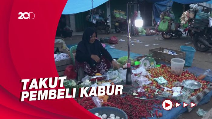 Kenaikan Harga BBM Bikin Pedagang di Polman Potong Keuntungan