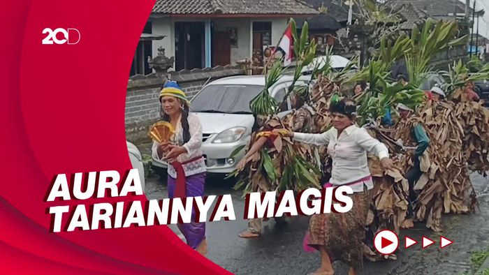 Mengenal Tari Baris Memedi yang Dipercaya Antarkan Roh ke Surga