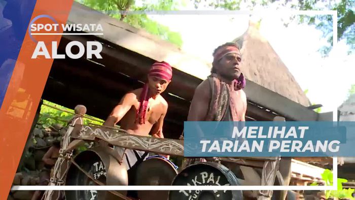 Tarian Perang, Pertunjukan Spesial di Desa Adat Takpala Alor Nusa Tenggara Timur