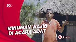 Sopi Minuman Wajib di Acara Adat hingga Jadi Simbol Perdamaian