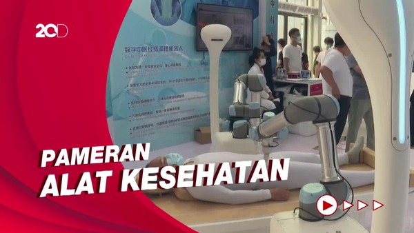 Melihat Kecanggihan Robot Kesehatan di Pameran CIFTIS Beijing