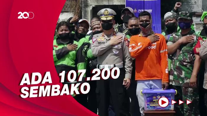 Peringati HUT Ke-67, Korlantas Bagi Ratusan Ribu Paket Sembako ke Masyarakat