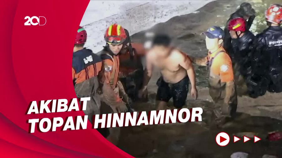 Dramatis! Penyelamatan 2 Warga Terjebak Banjir di Korea Selatan
