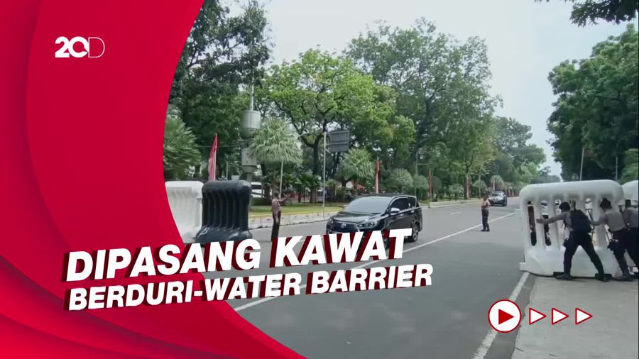 Antisipasi Demo, Lalin ke Arah Medan Merdeka Barat Ditutup 