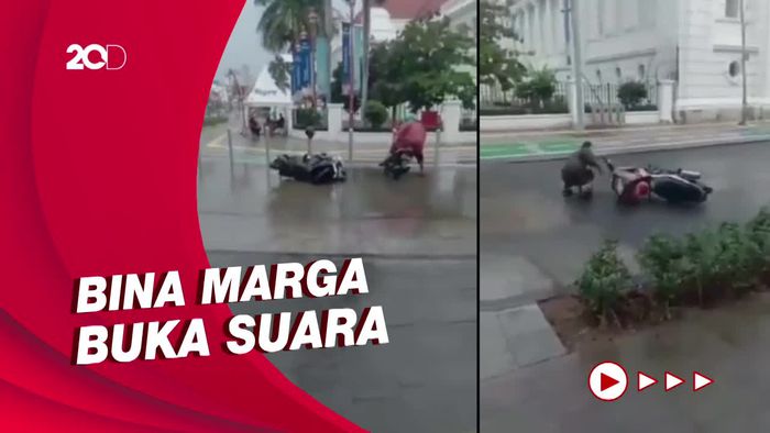 Viral Banyak Pemotor Terpeleset di Kawasan Kota Tua Usai Hujan