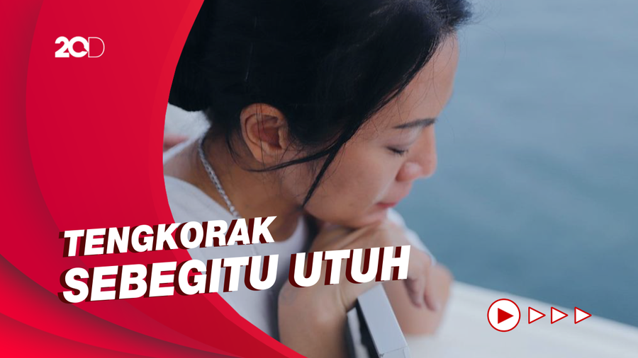 Curahan Hati Dee Lestari Melihat Keajaiban Kremasi Reza Gunawan