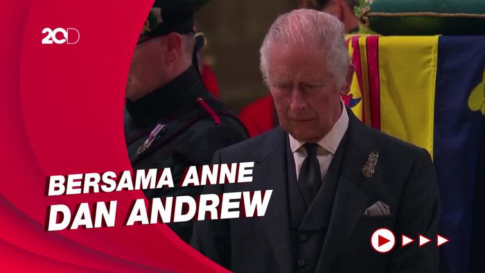 Penghormatan Raja Charles untuk Ratu Elizabeth di Katedral St Giles