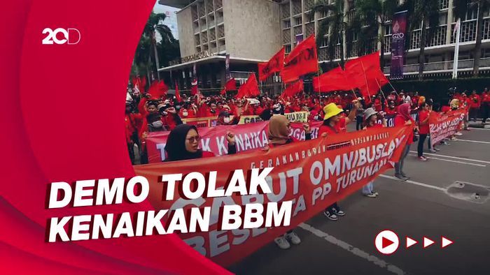 Buruh-Mahasiswa Mulai Padati Kawasan Patung Kuda