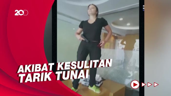 Detik-detik Mencekam Seorang Perempuan Sandera Nasabah Bank di Lebanon