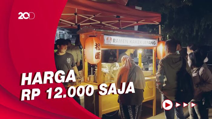 Menjajal Ramen Viral dengan Konsep Kaki Lima di Jakarta Selatan