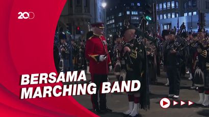 Aksi Pasukan Prajurit Latihan Upacara Pemakaman Ratu Elizabeth II