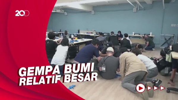 Momen Warga Taiwan Tak Panik Diguncang Gempa M 6,8