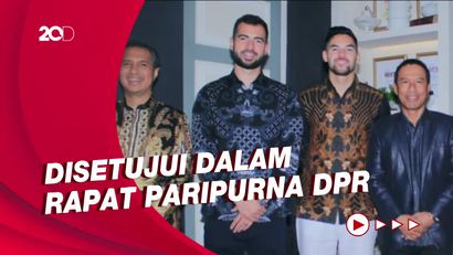 DPR Setujui Naturalisasi Jordi Amat dan Sandy Walsh