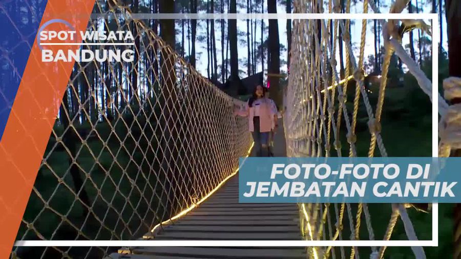 Berfoto Ria Dengan Latar Jembatan Cantik, Orchid Forest Cikole Bandung