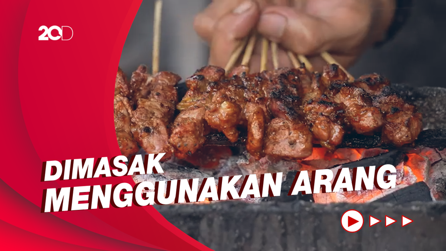 Bikin Laper: Nikmatnya Sate dan Tongseng Kambing Pak Agus Duren Sawit