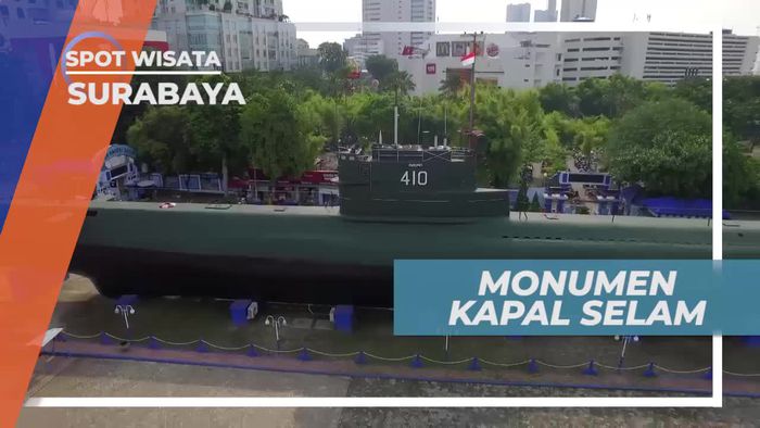 Berkunjung ke Monumen Kapal Selam Surabaya