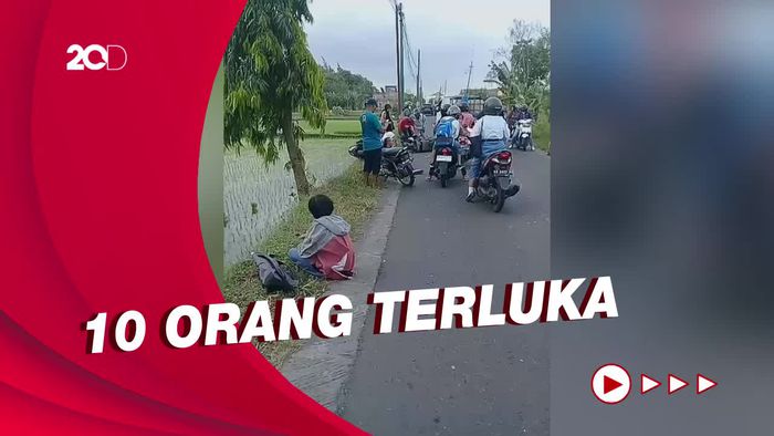 Horor Mobil Tabrak 10 Motor di Bantul gegara Pengendara Coba Kabur