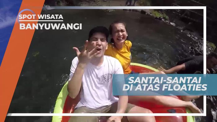 Bersantai di Atas Floaties, Air Terjun Jagir Banyuwangi