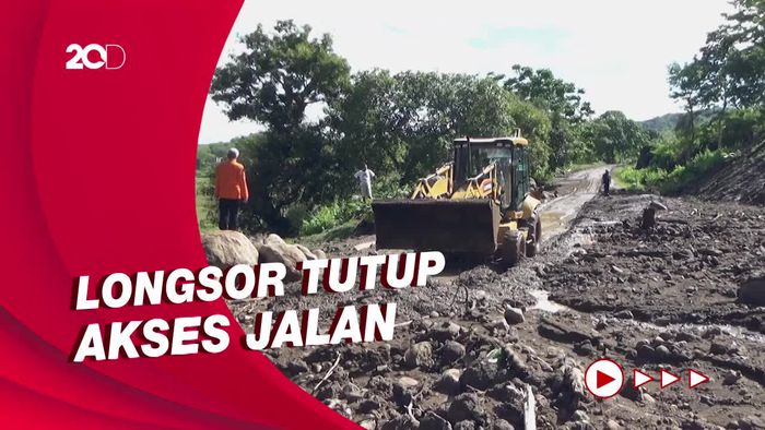 Longsor Tutup Jalan di Parepare Sulsel, 4 Rumah Terdampak