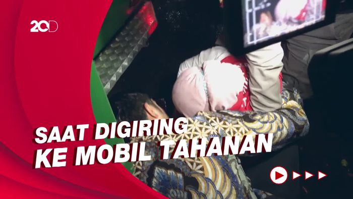 Medina Zein Pingsan Usai Sidang Pleidoi di PN Jakarta Selatan