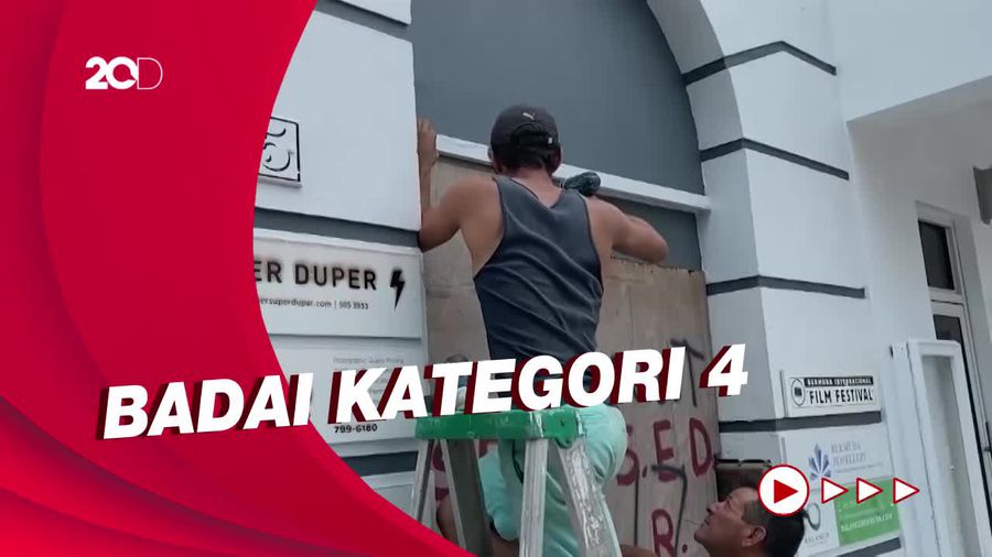 Warga Bermuda Bersiap-siap Diterpa Siklon Tropis Fiona