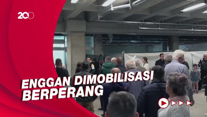 Ramai Warga Rusia Kabur Menuju Serbia