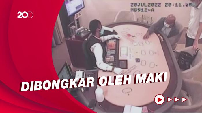 Momen Lukas Enembe Main Judi di Ruang VVIP di Malaysia