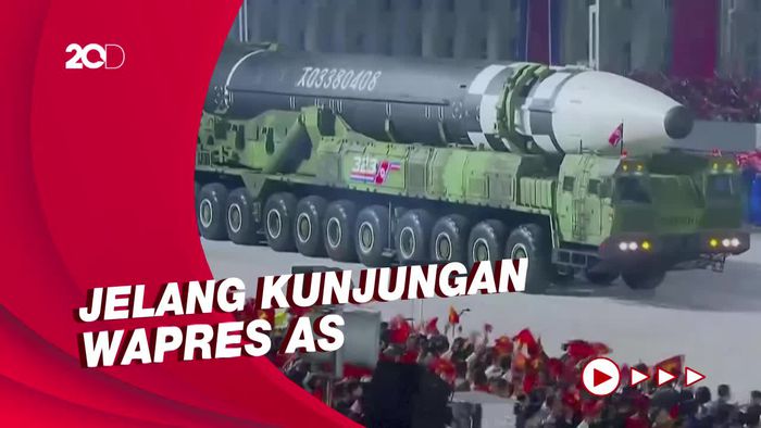 Korea Utara Tembakkan Rudal Balistik Setelah Kapal Induk AS Tiba di Korea Selatan