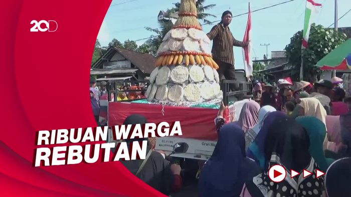 Festival Ketan Lumajang Gelar Sedekah Hasil Gunungan dan Olah Makanan